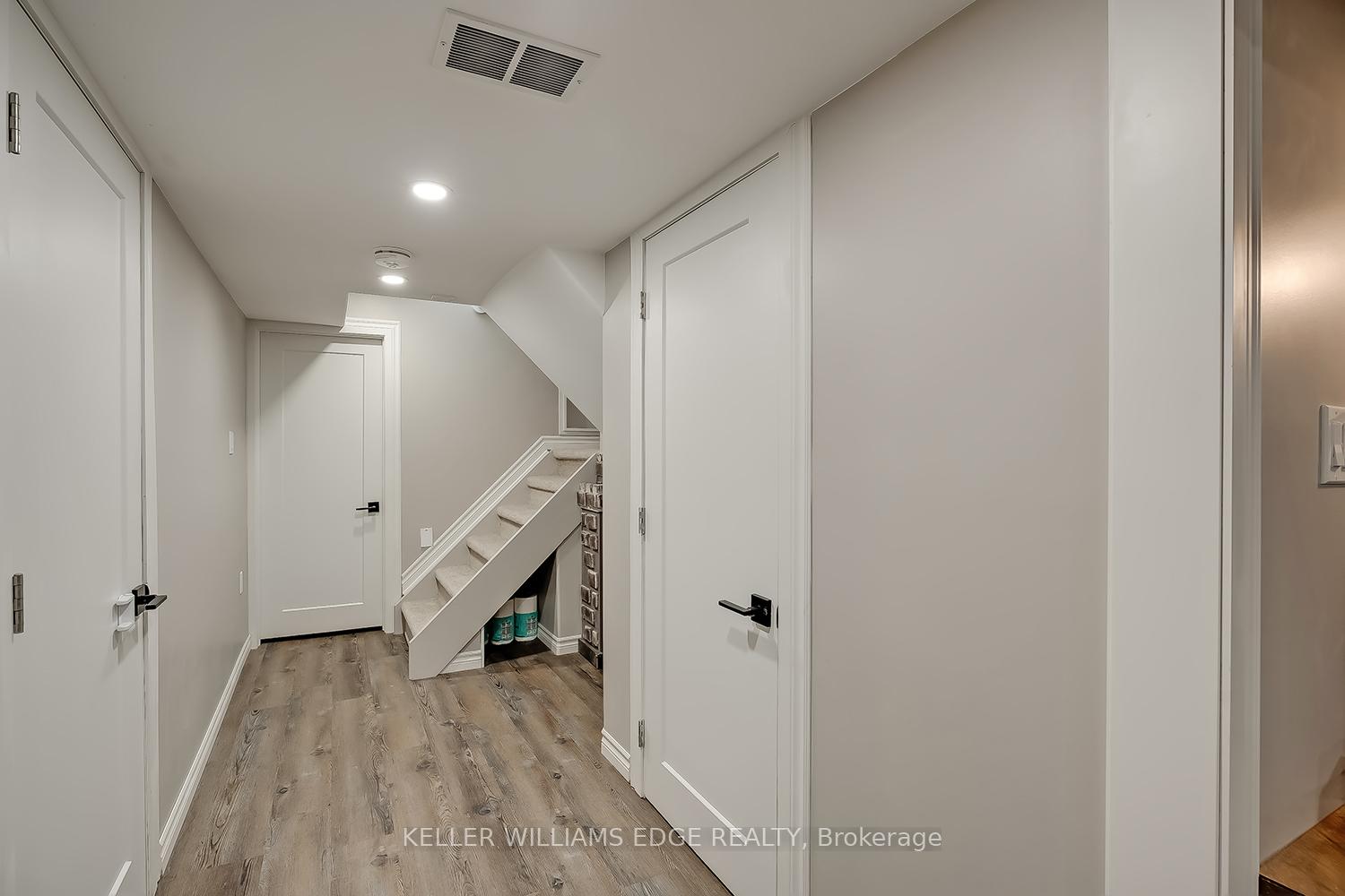 Photo 28 of 67 Columbus Gate, Hamilton, Stoney Creek Mountain — HOMEH