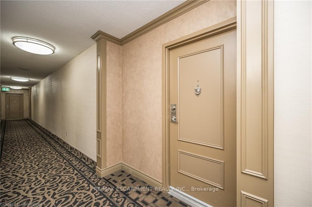 Photo 10 of Unit 1104, 301 FRANCES Ave, Hamilton, Lakeshore — HOMEH