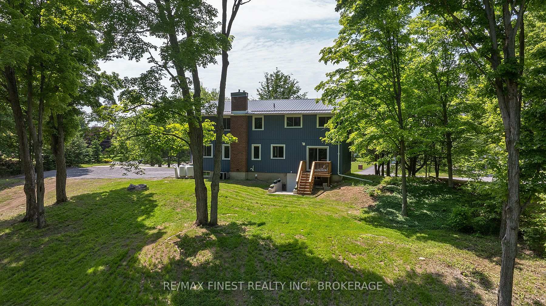 Photo 3 of 5937 Davey Drive, Frontenac, Frontenac South — HOMEH