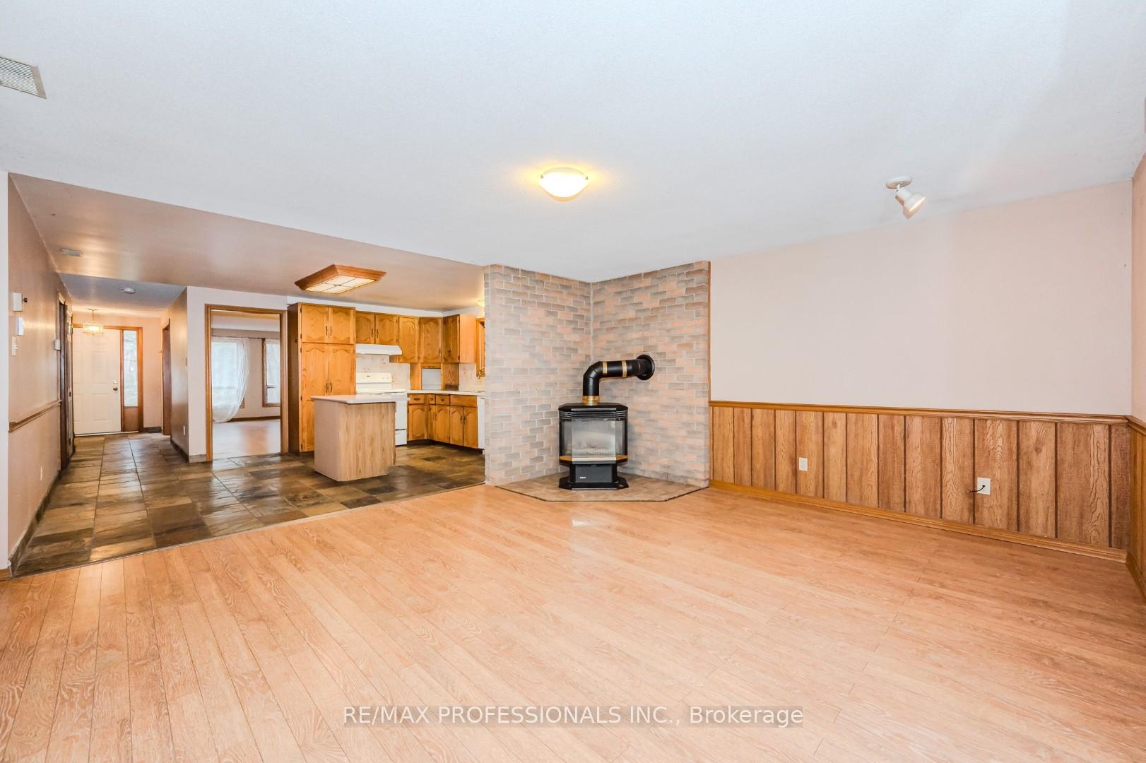 Photo 18 of 10 Brombal Drive, Guelph, Kortright West — HOMEH