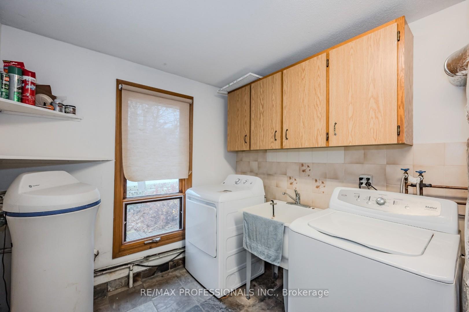 Photo 30 of 10 Brombal Drive, Guelph, Kortright West — HOMEH