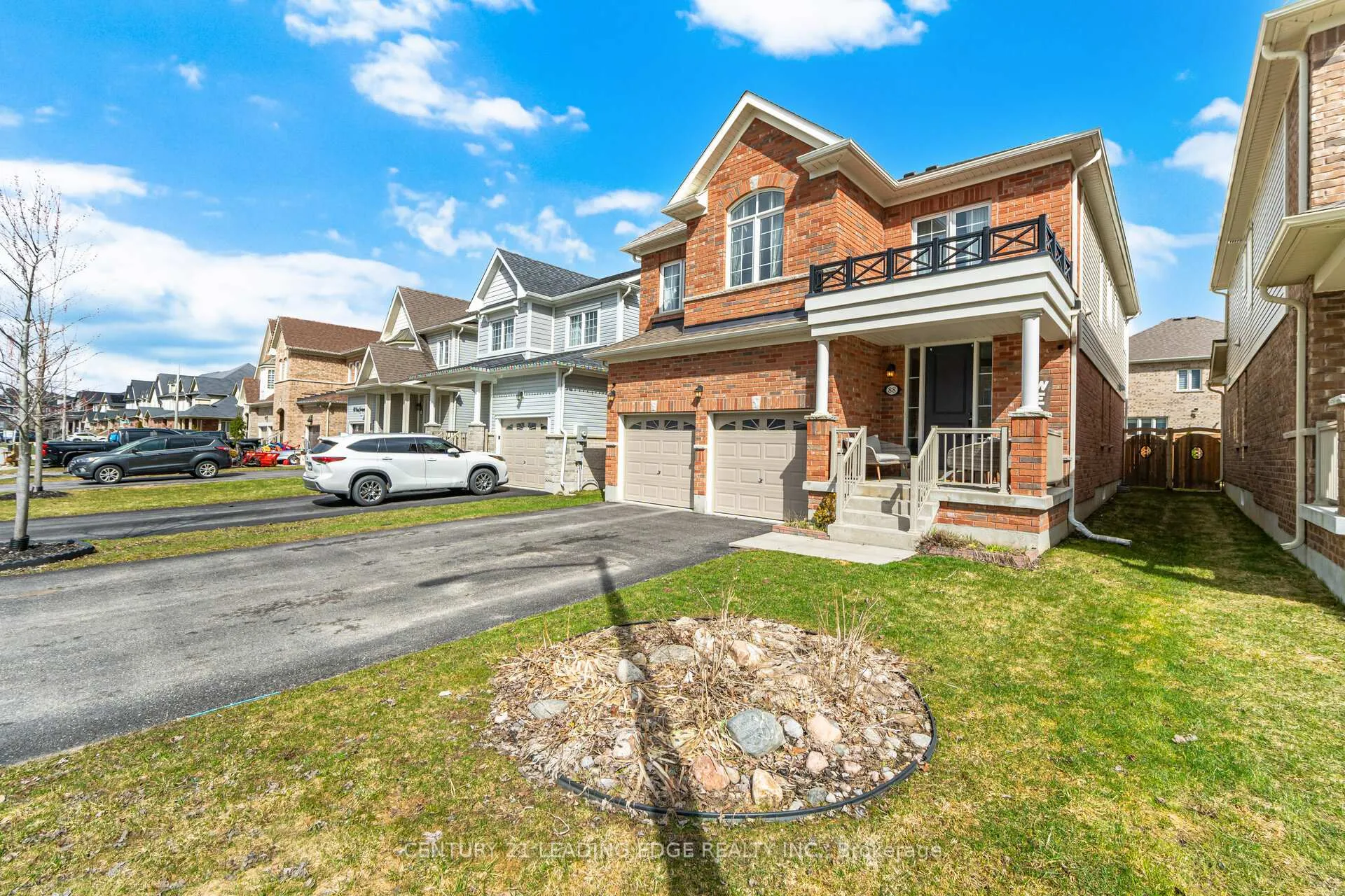 Photo 1 of 88 Fred Jackman Avenue, Clarington, Bowmanville — HOMEH