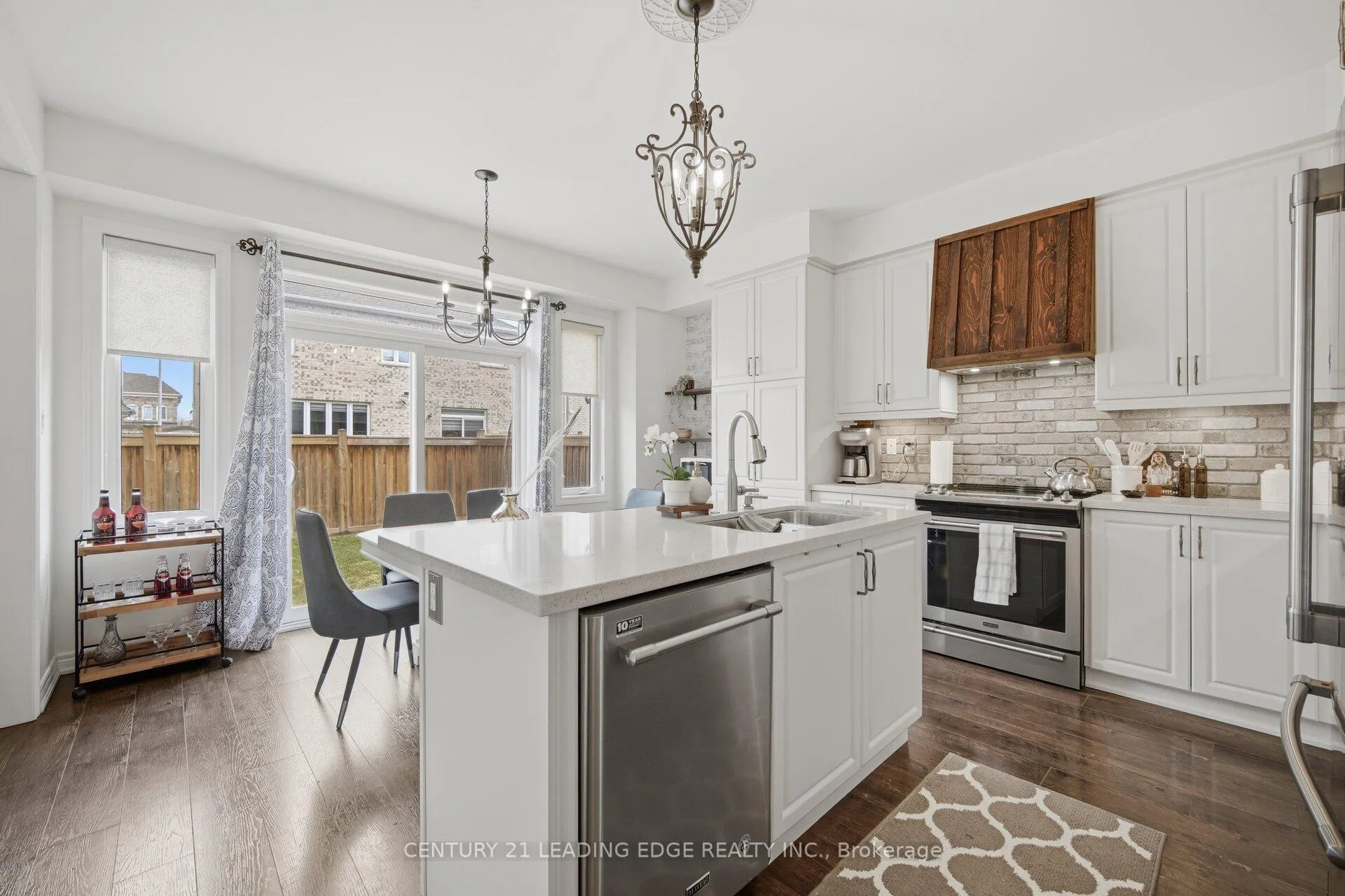 Photo 7 of 88 Fred Jackman Avenue, Clarington, Bowmanville — HOMEH