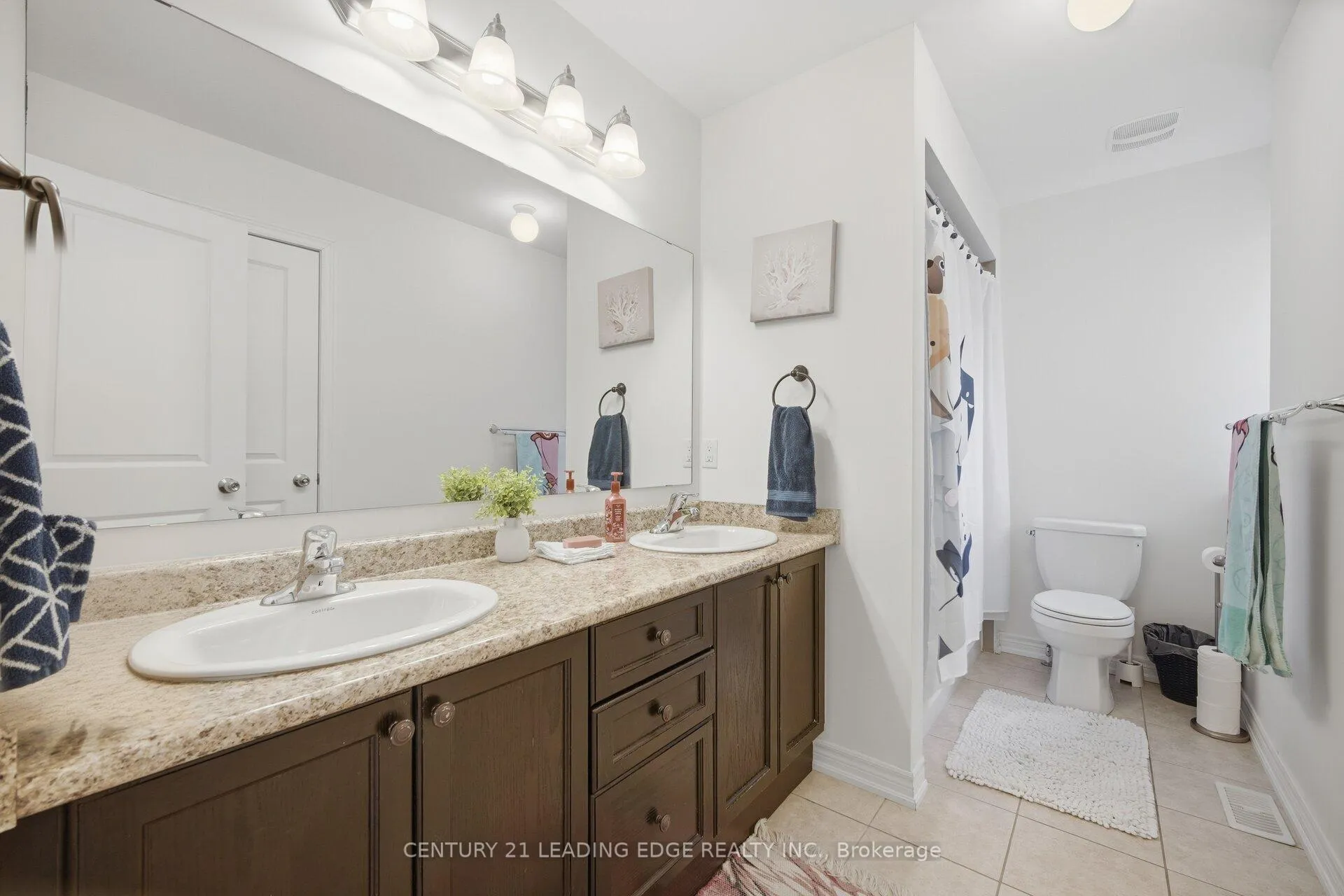 Photo 24 of 88 Fred Jackman Avenue, Clarington, Bowmanville — HOMEH