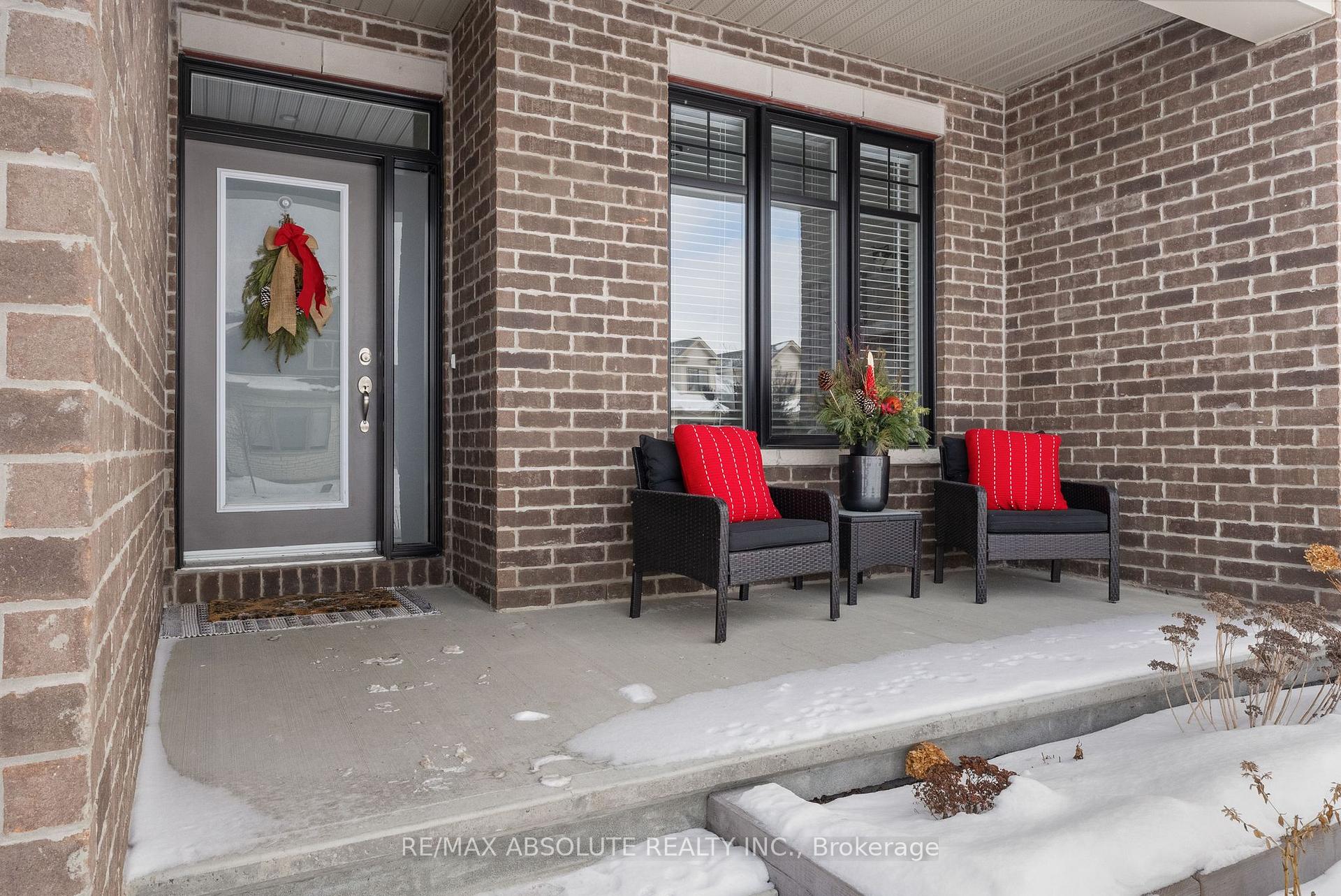 Photo 4 of 222 Mac Beattie Drive, Arnprior — HOMEH
