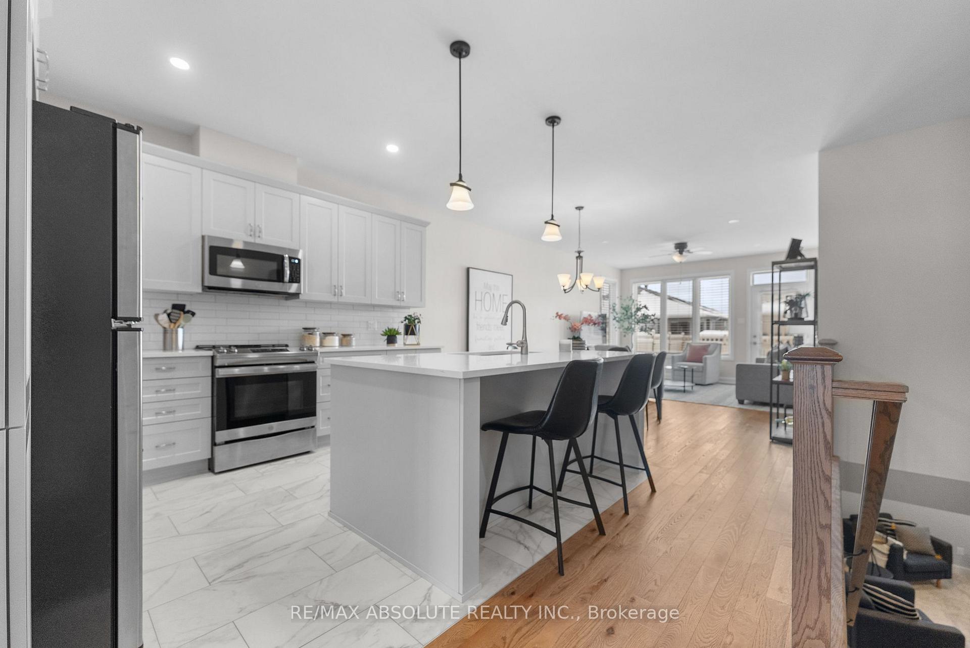 Photo 11 of 222 Mac Beattie Drive, Arnprior — HOMEH