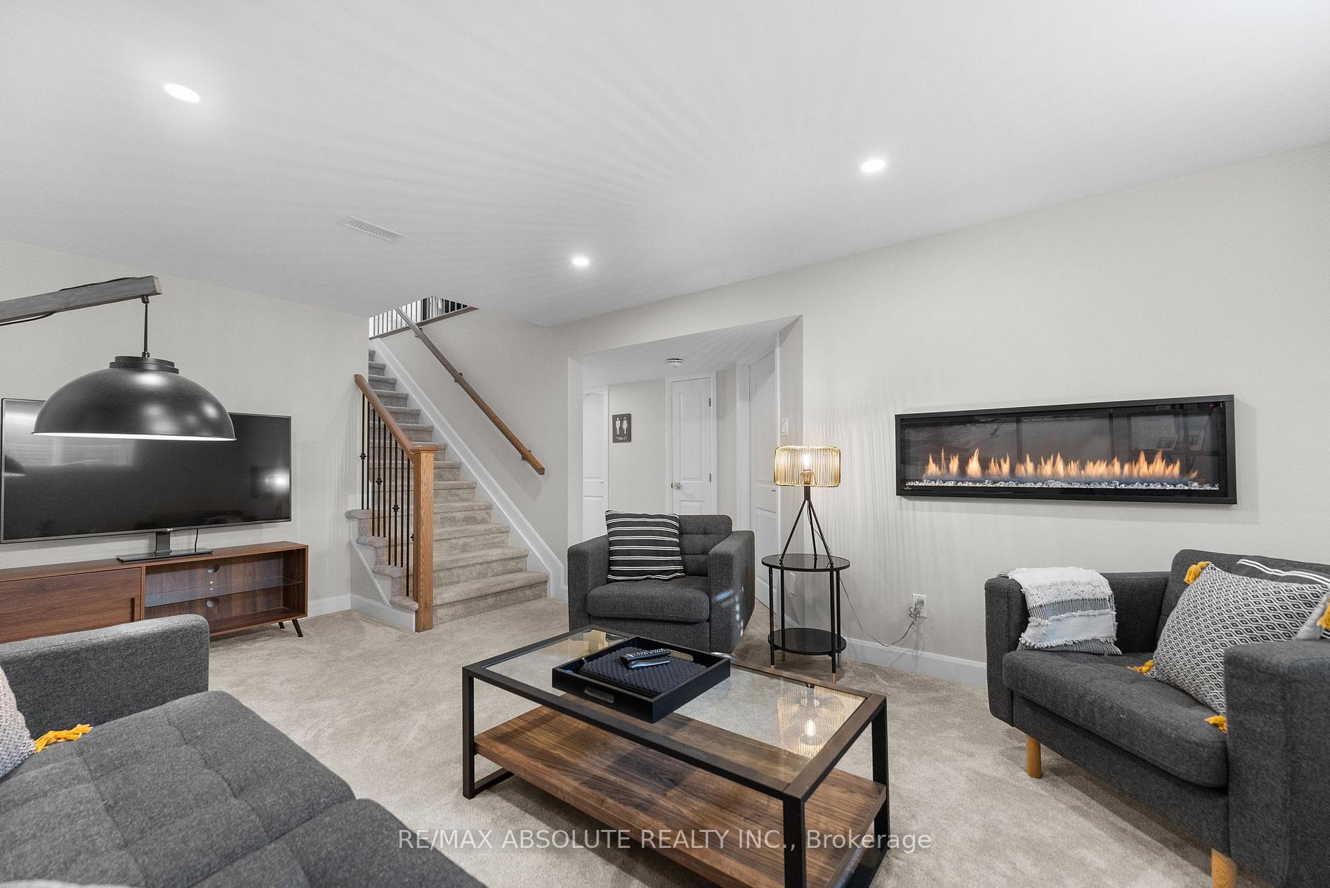 Photo 29 of 222 Mac Beattie Drive, Arnprior — HOMEH