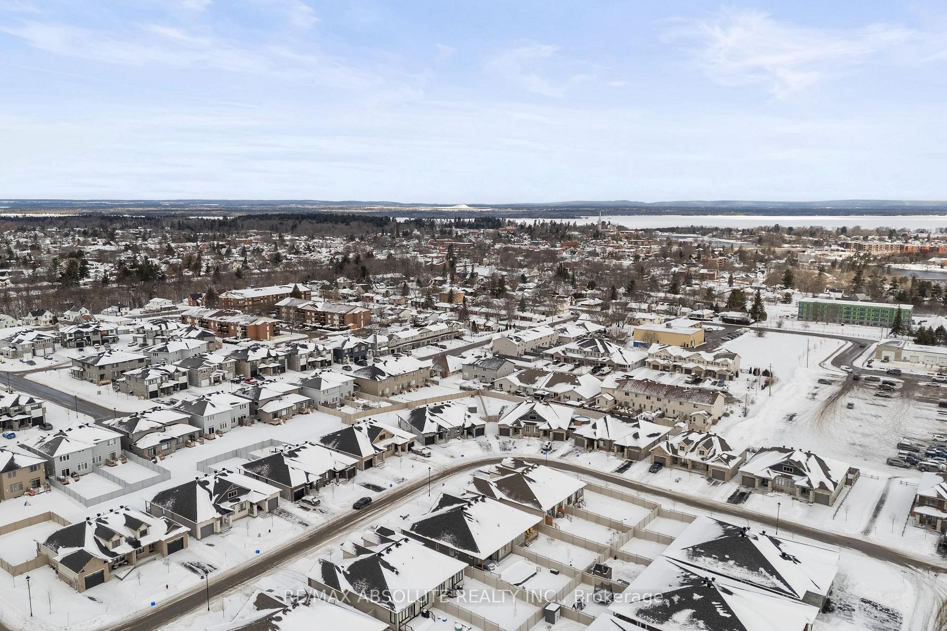 Photo 39 of 222 Mac Beattie Drive, Arnprior — HOMEH