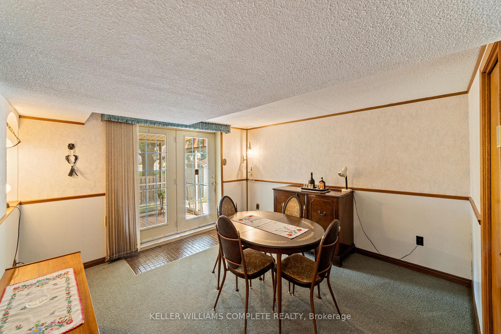 Photo 22 of 191 Appleford Court, Hamilton, Fessenden — HOMEH