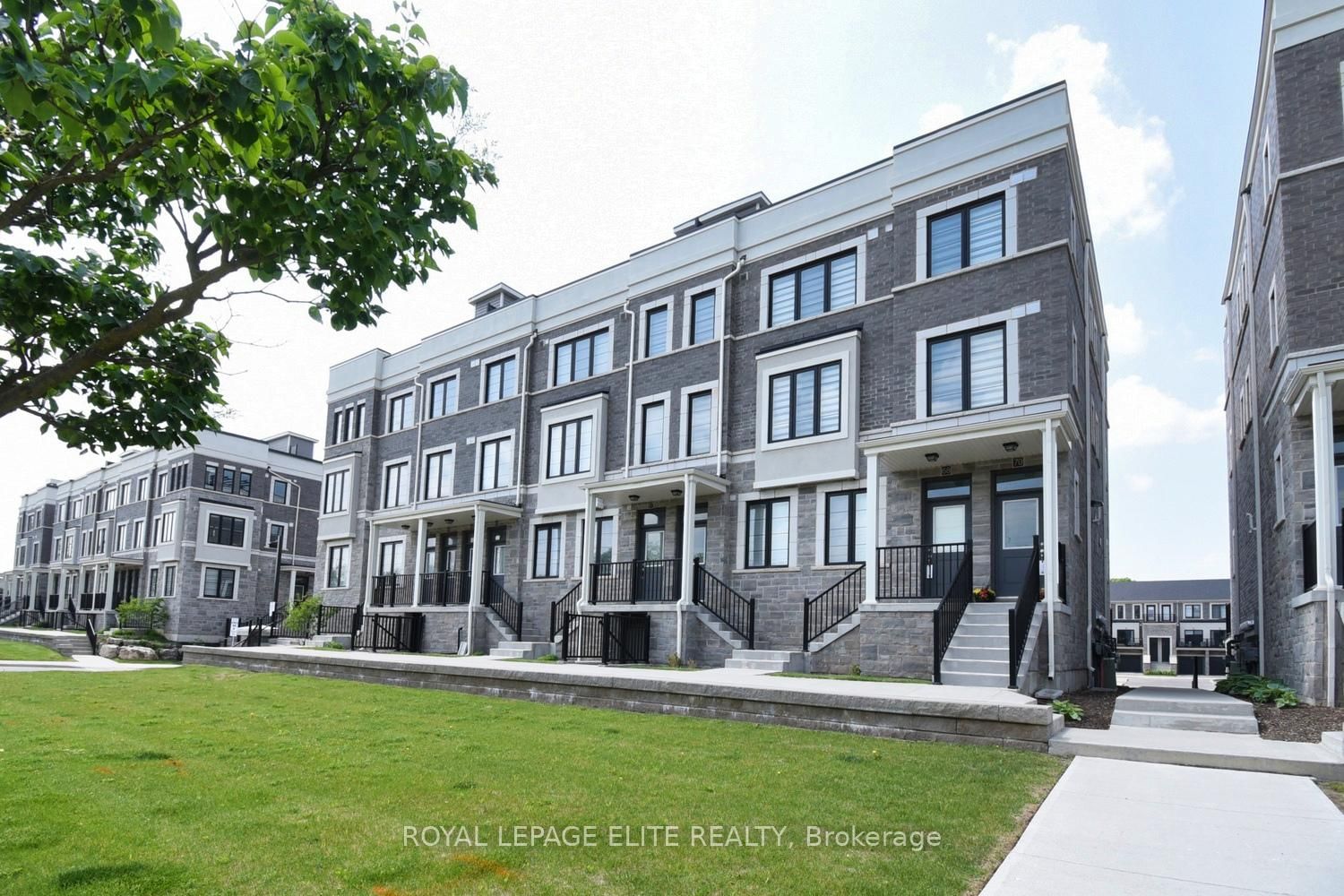 Photo 2 of Unit 69, 383 Dundas St E, Hamilton, Waterdown — HOMEH
