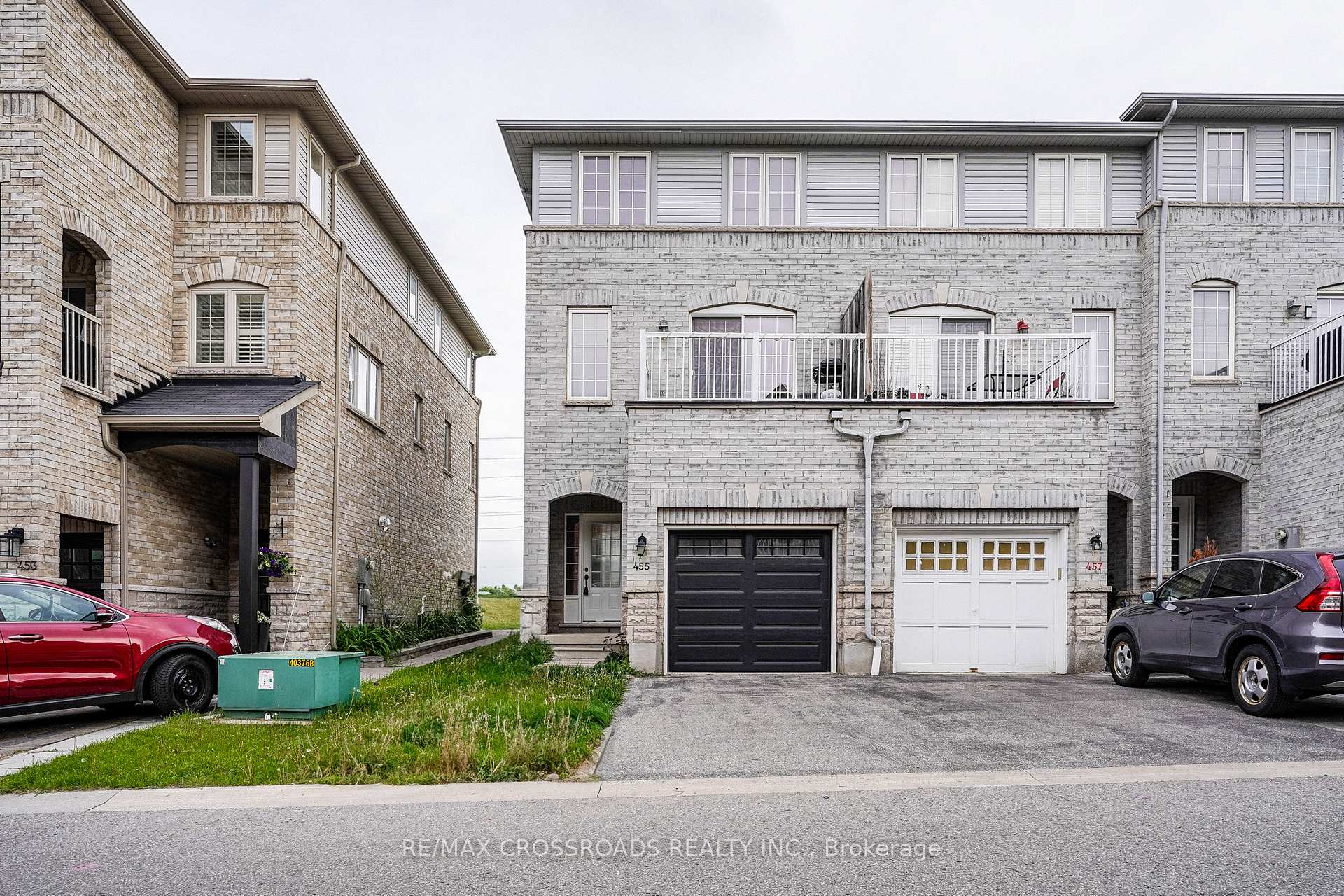 Photo 2 of 455 Rossland Road E, Ajax, Central East — HOMEH