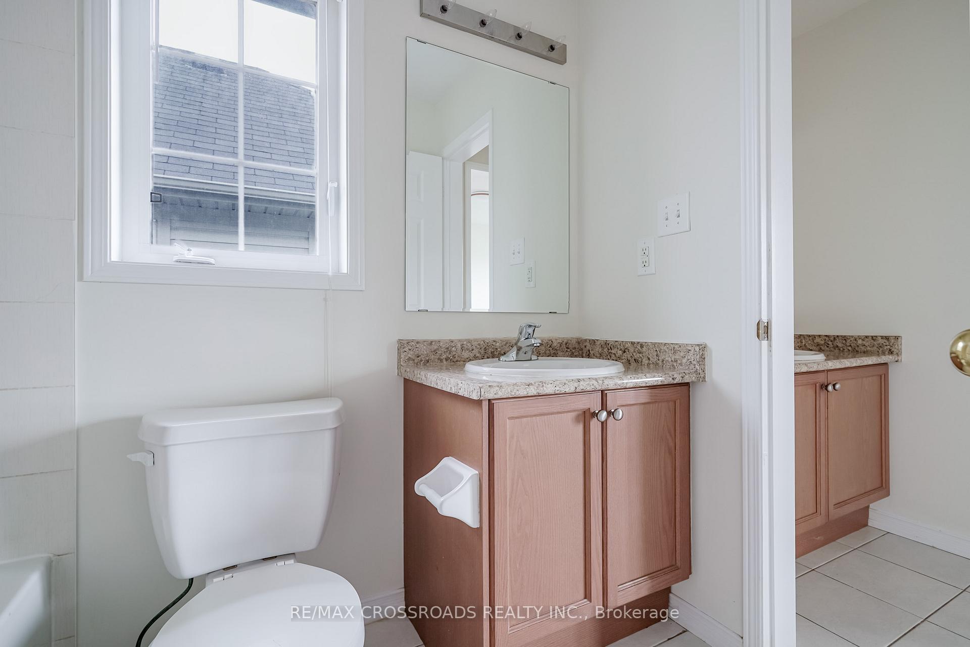 Photo 30 of 455 Rossland Road E, Ajax, Central East — HOMEH