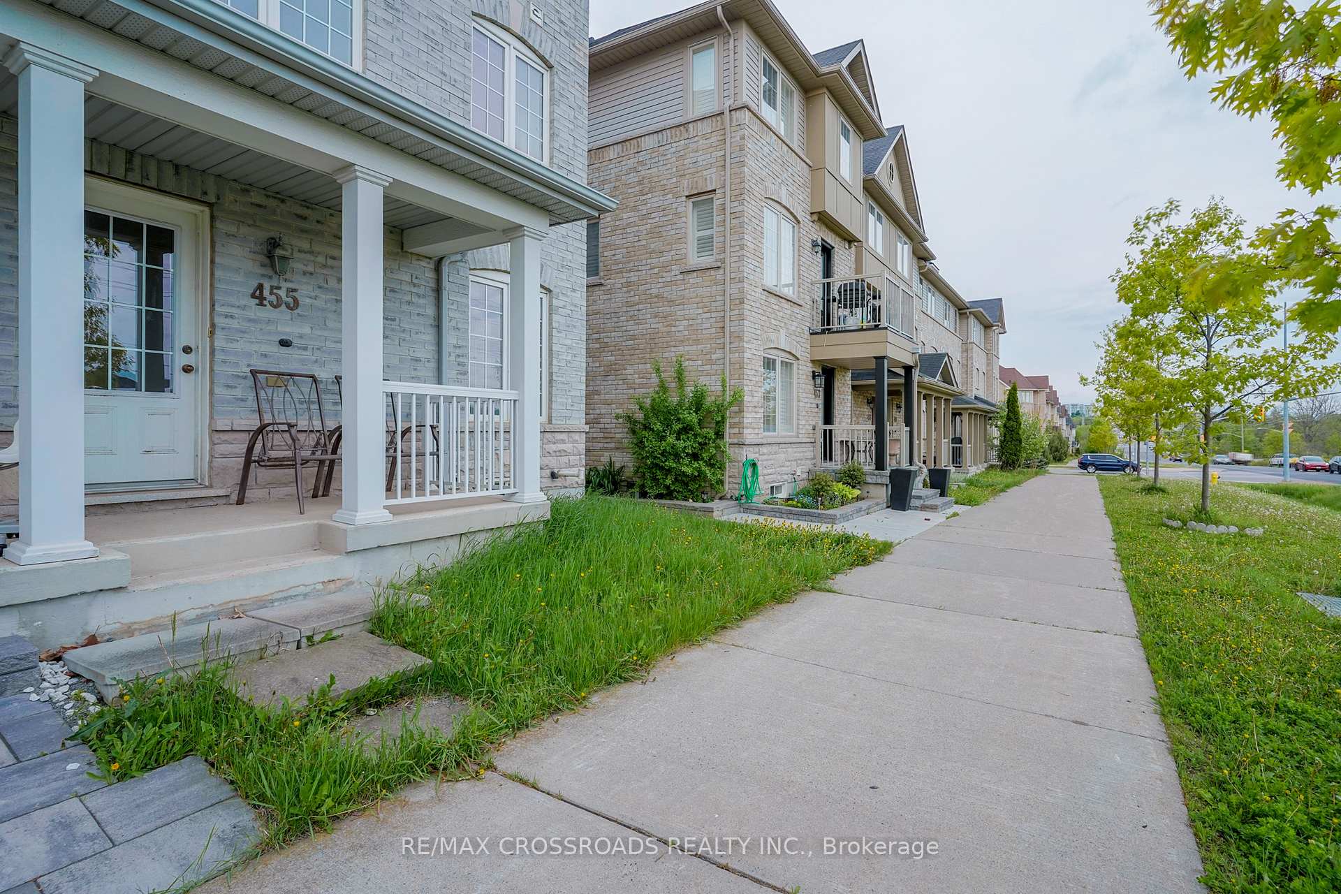 Photo 36 of 455 Rossland Road E, Ajax, Central East — HOMEH