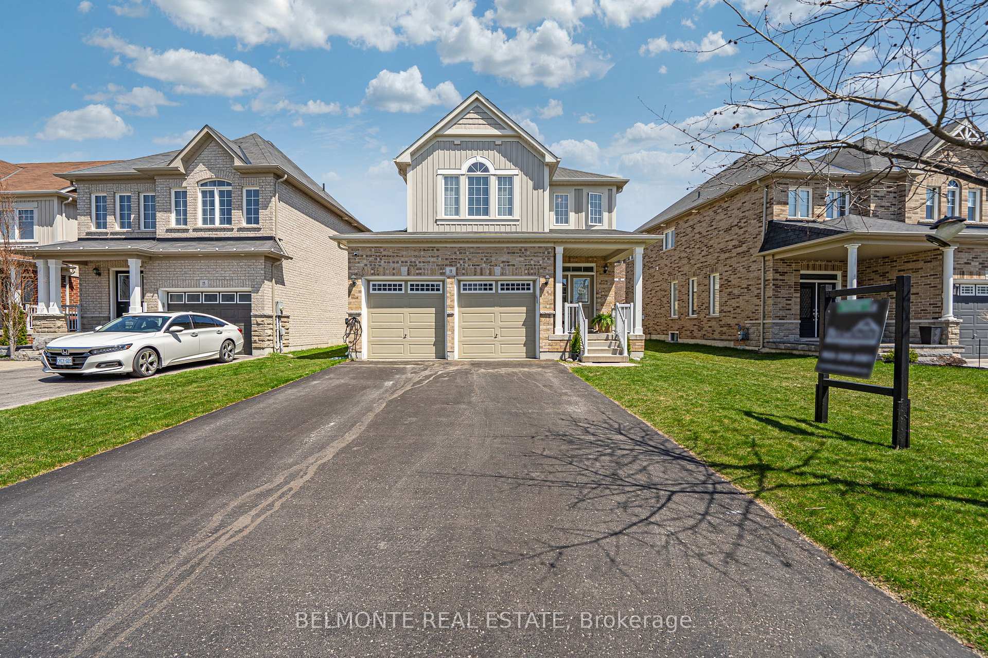 Photo 1 of 11 William Ingles Drive, Clarington, Courtice — HOMEH