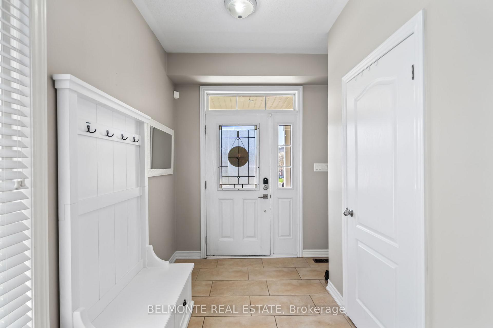 Photo 4 of 11 William Ingles Drive, Clarington, Courtice — HOMEH