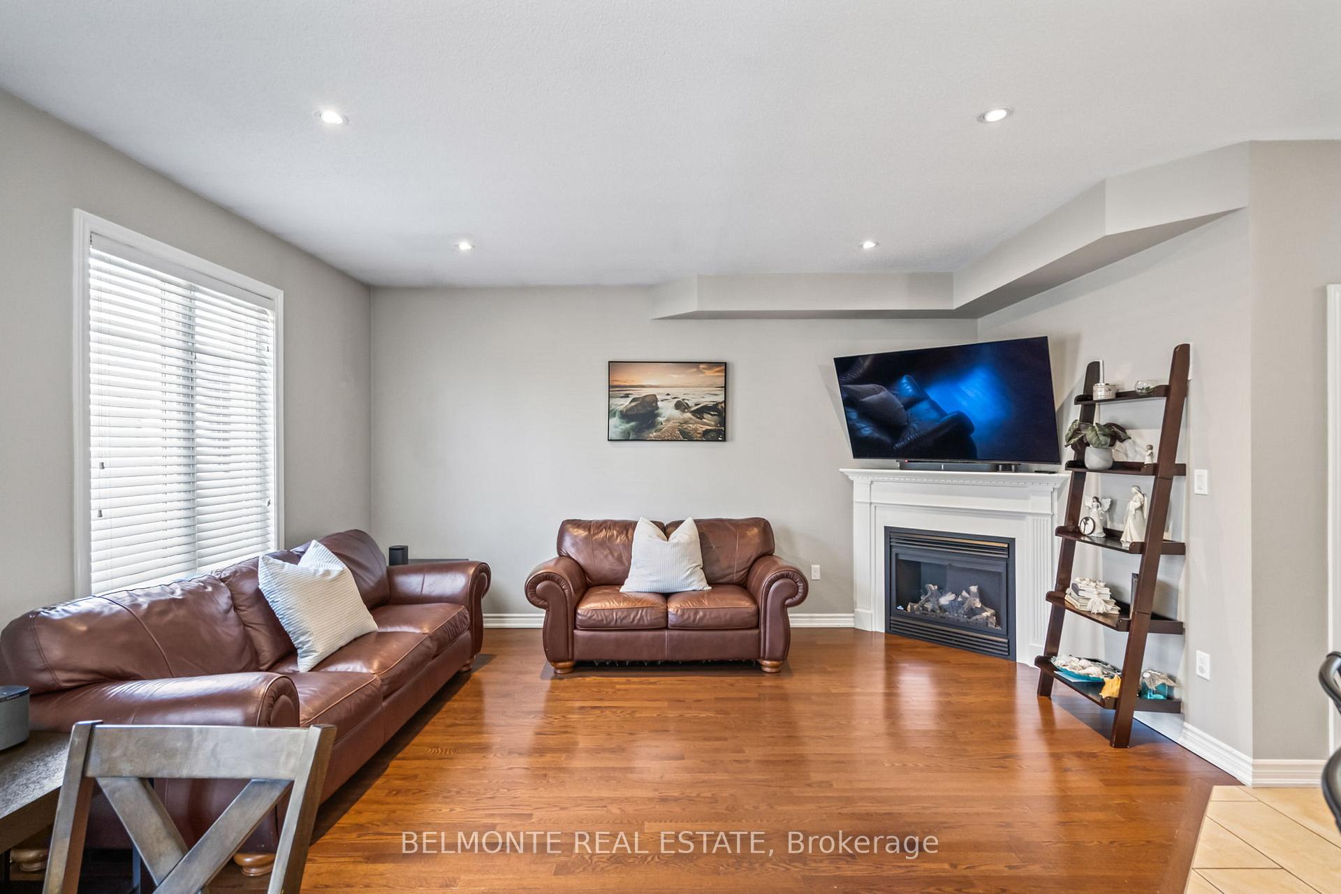 Photo 14 of 11 William Ingles Drive, Clarington, Courtice — HOMEH