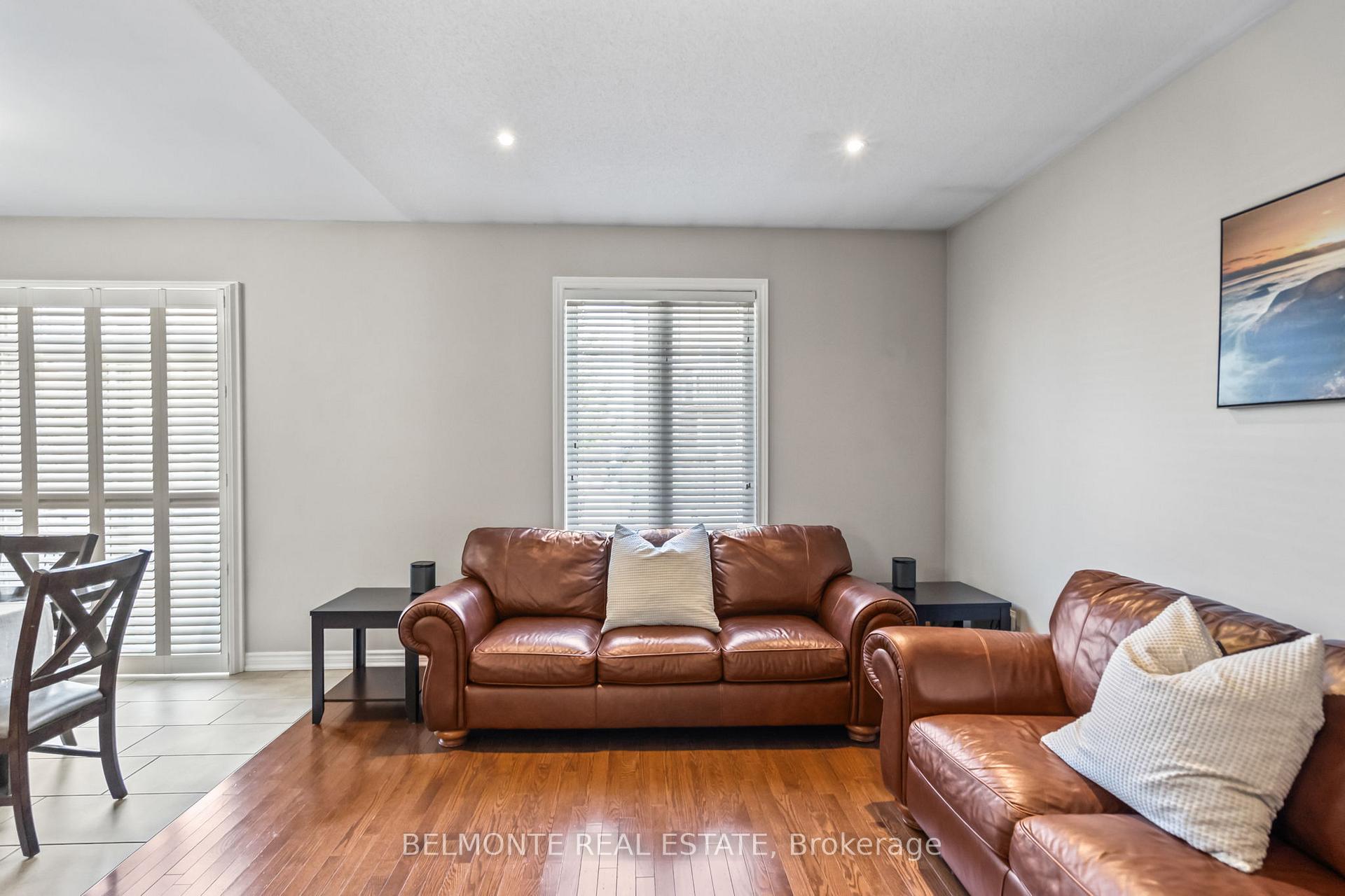 Photo 15 of 11 William Ingles Drive, Clarington, Courtice — HOMEH