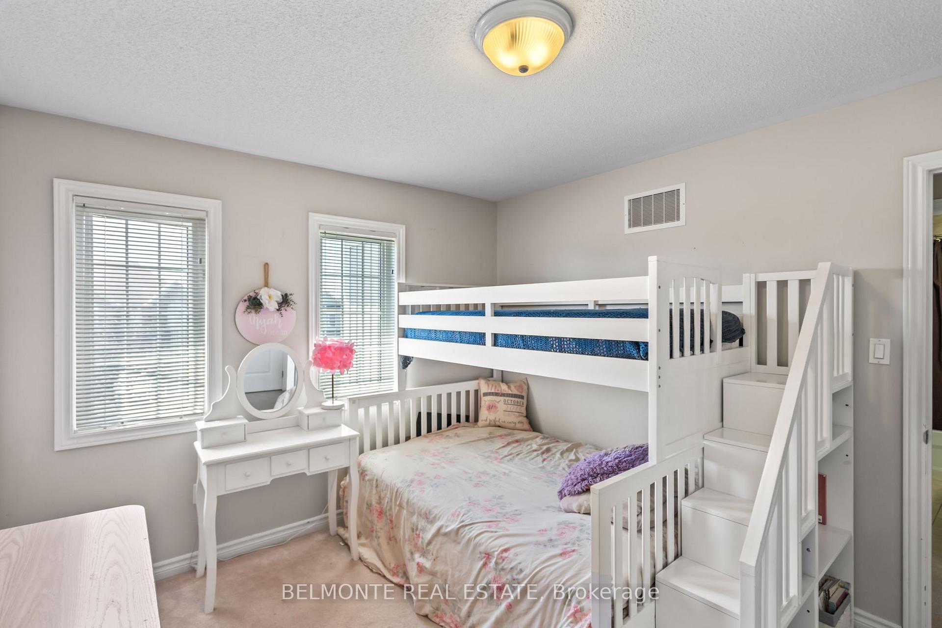 Photo 23 of 11 William Ingles Drive, Clarington, Courtice — HOMEH