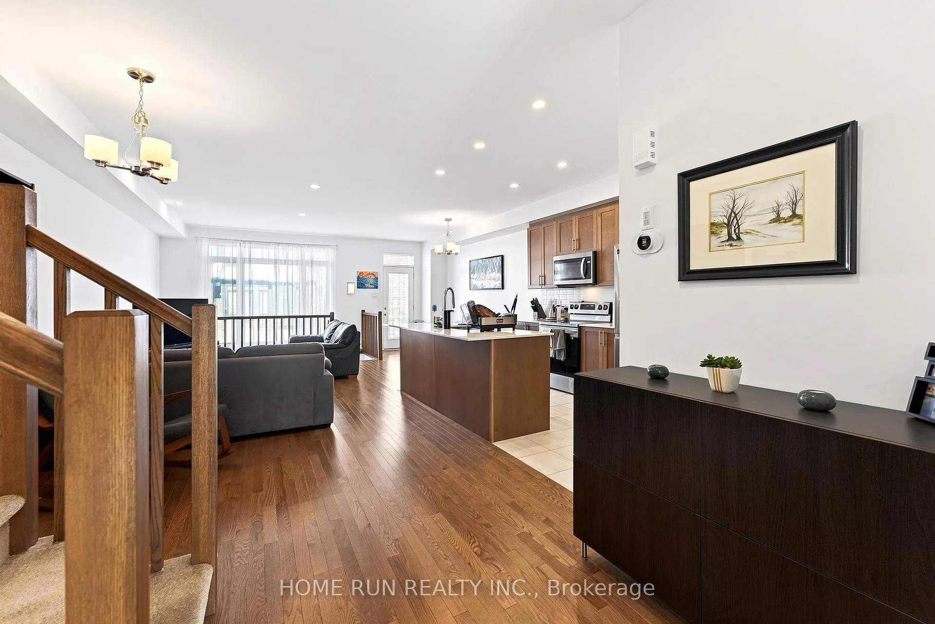 Photo 6 of 2071 Allegrini Terrace, Ottawa, Kanata - Emerald Meadows/Trailwest — HOMEH