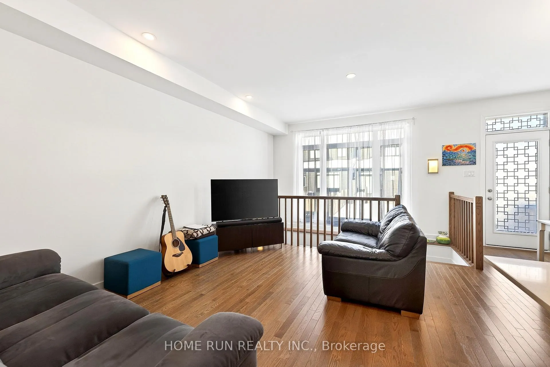 Photo 15 of 2071 Allegrini Terrace, Ottawa, Kanata - Emerald Meadows/Trailwest — HOMEH