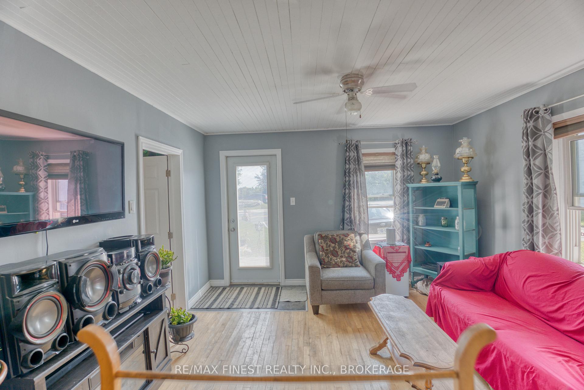 Photo 5 of 14255 Road 38, Frontenac, Frontenac Centre — HOMEH