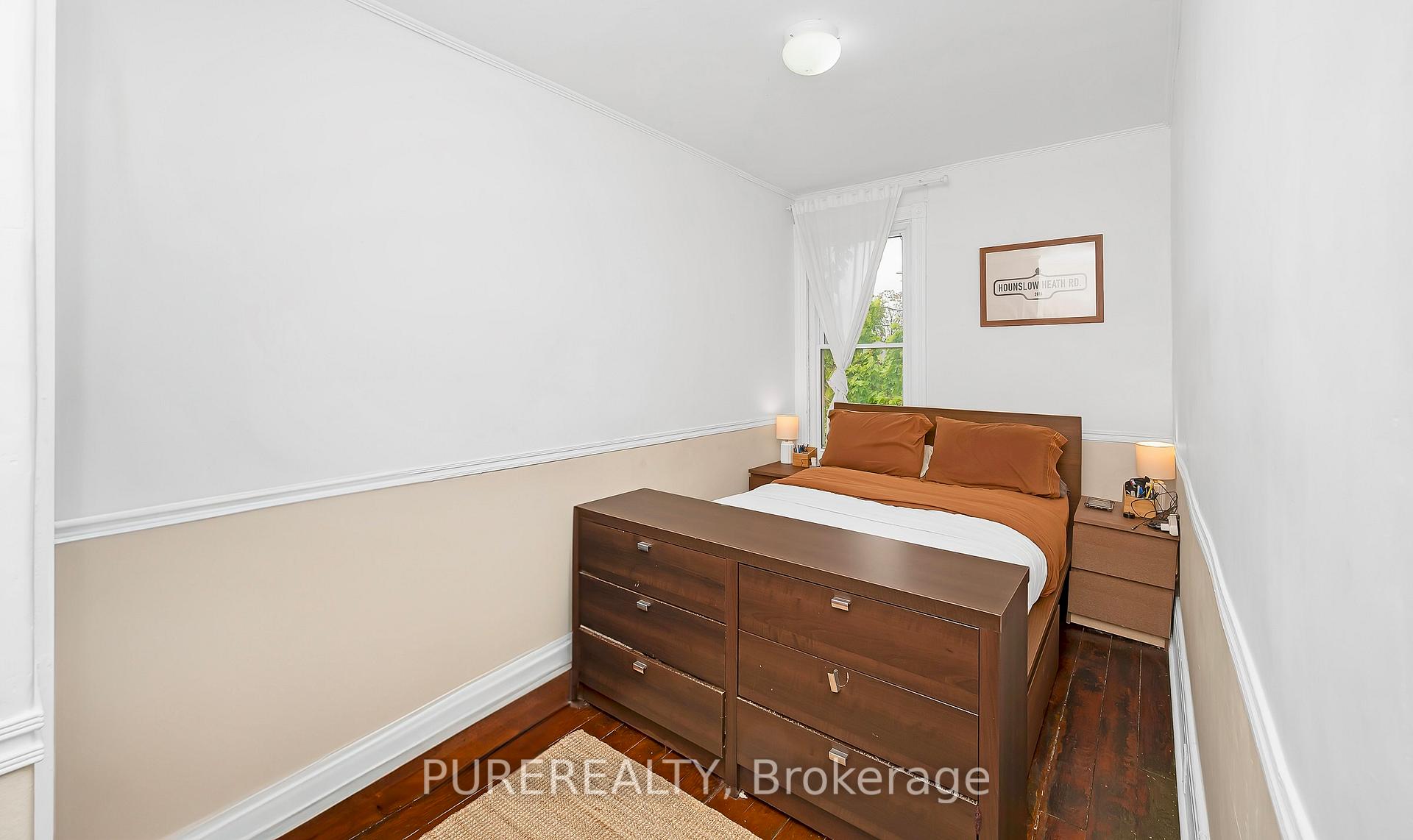 Photo 15 of 29 Emerald Street N, Hamilton, Landsdale — HOMEH