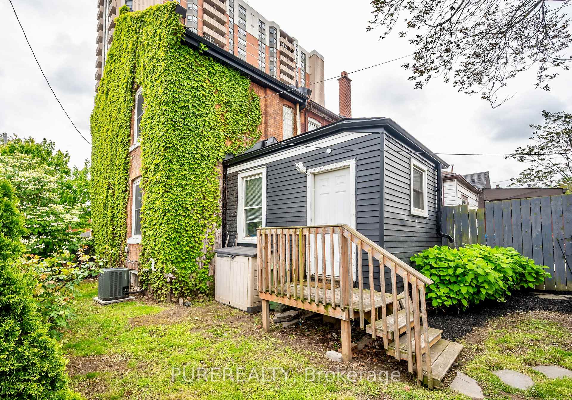 Photo 19 of 29 Emerald Street N, Hamilton, Landsdale — HOMEH