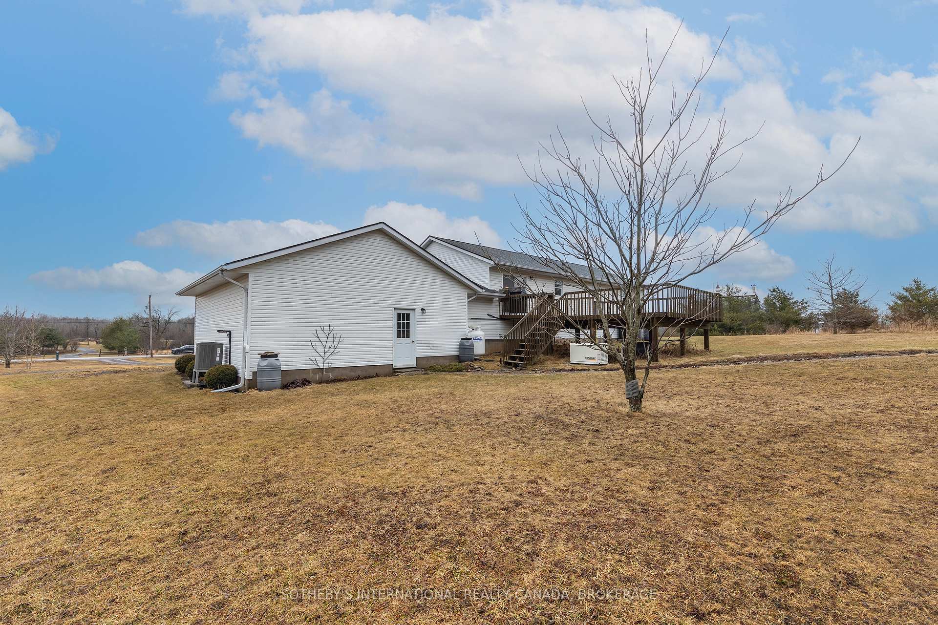 Photo 8 of 4080 Mclean Road, Frontenac, Frontenac South — HOMEH