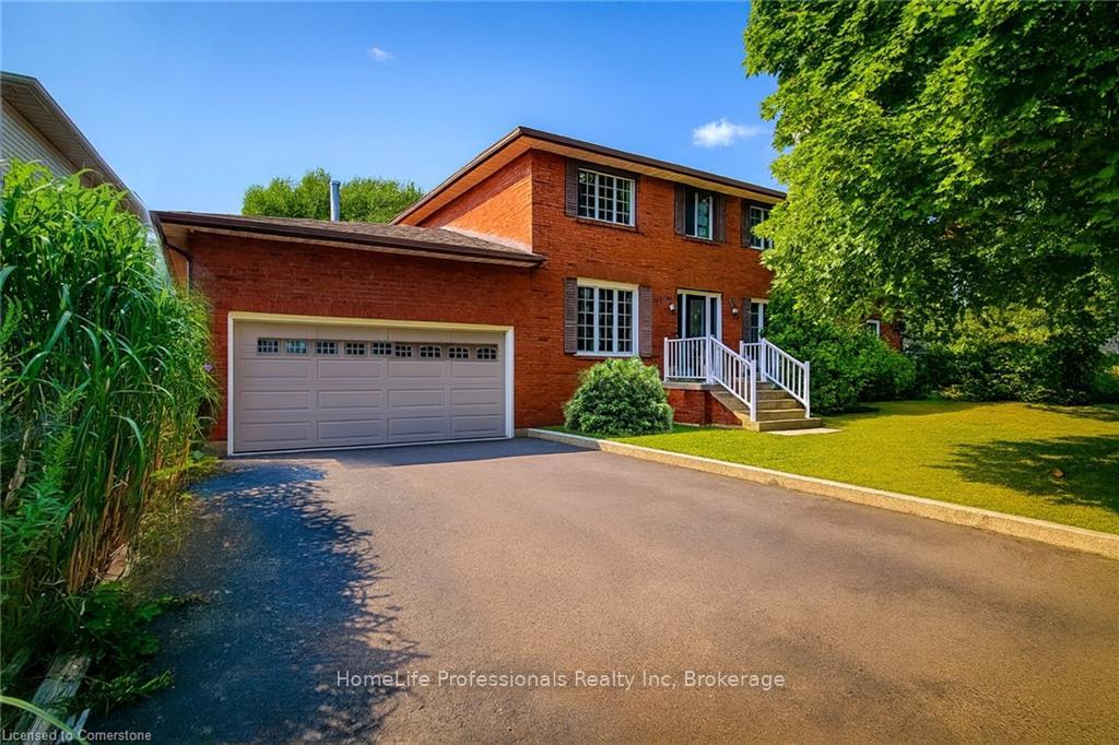 Photo 2 of 494 Heather Hill Court, Hamilton, Meadowlands — HOMEH