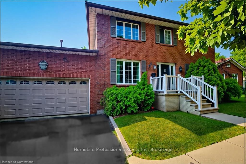 Photo 4 of 494 Heather Hill Court, Hamilton, Meadowlands — HOMEH
