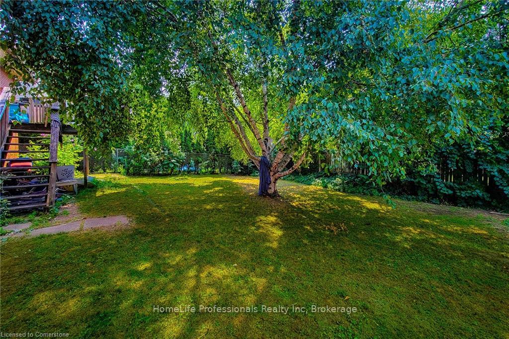Photo 11 of 494 Heather Hill Court, Hamilton, Meadowlands — HOMEH