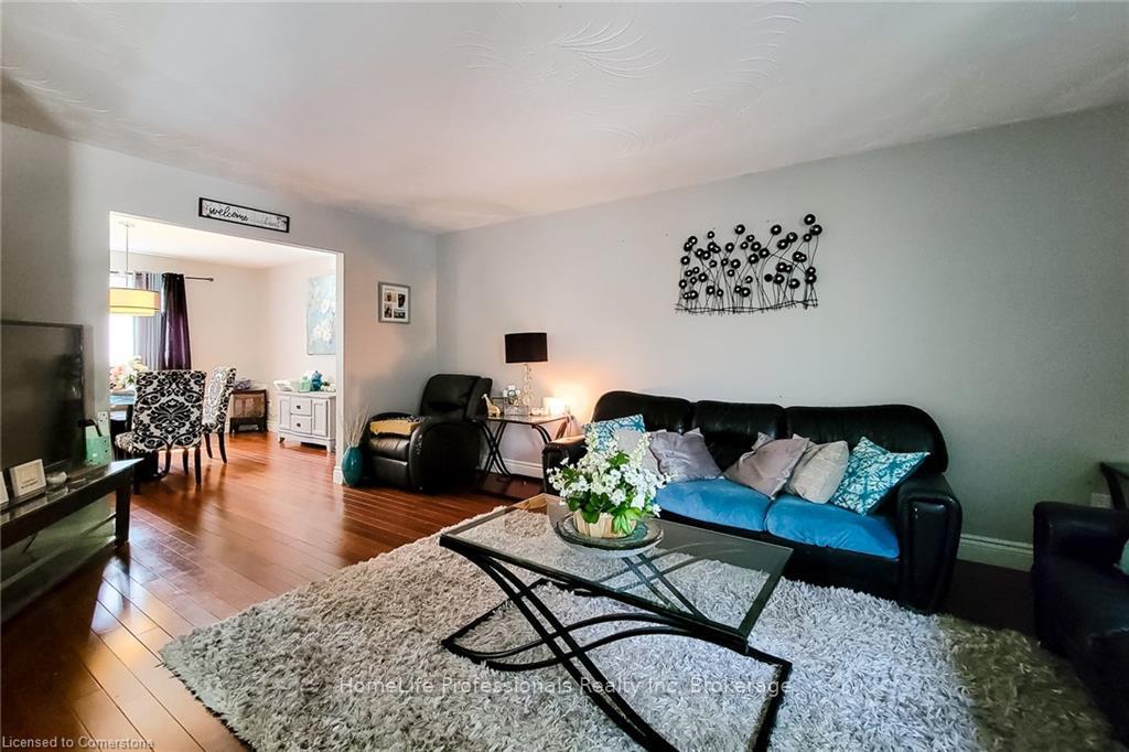 Photo 15 of 494 Heather Hill Court, Hamilton, Meadowlands — HOMEH