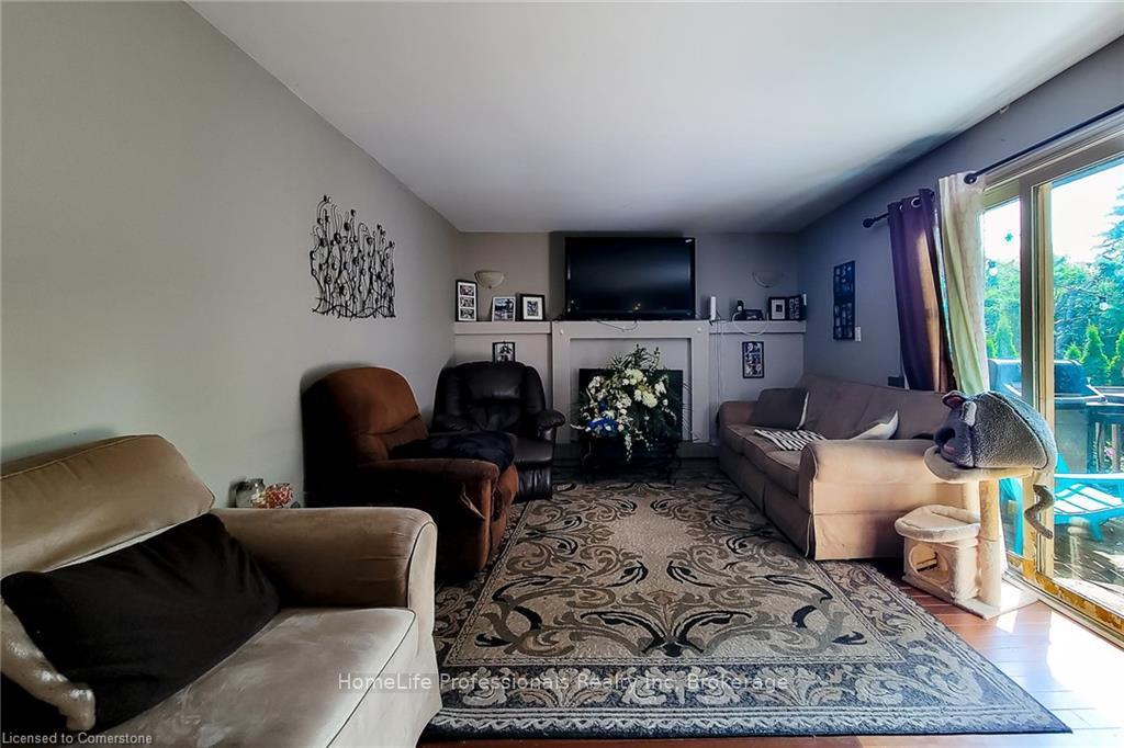 Photo 20 of 494 Heather Hill Court, Hamilton, Meadowlands — HOMEH