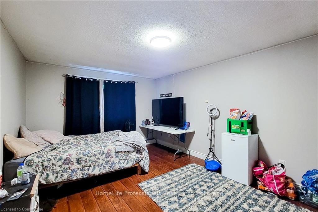 Photo 27 of 494 Heather Hill Court, Hamilton, Meadowlands — HOMEH