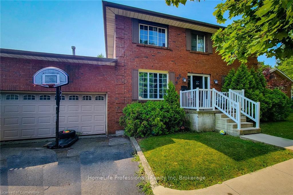 Photo 33 of 494 Heather Hill Court, Hamilton, Meadowlands — HOMEH