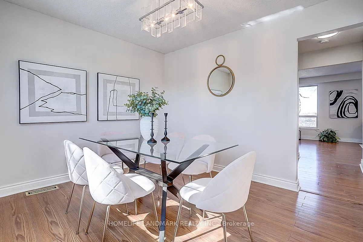 Photo 14 of 40 Henderson Drive, Aurora, Aurora Highlands — HOMEH