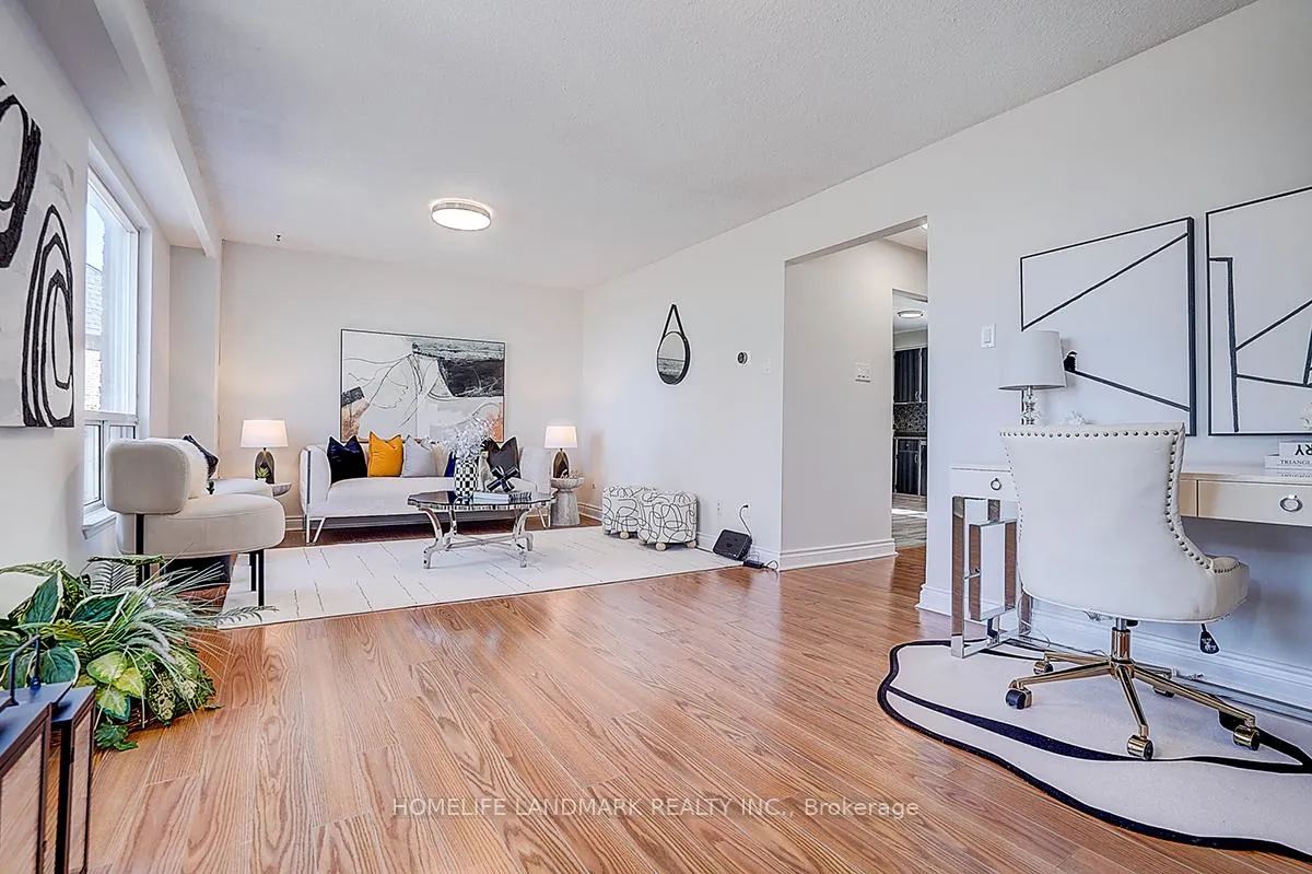 Photo 20 of 40 Henderson Drive, Aurora, Aurora Highlands — HOMEH