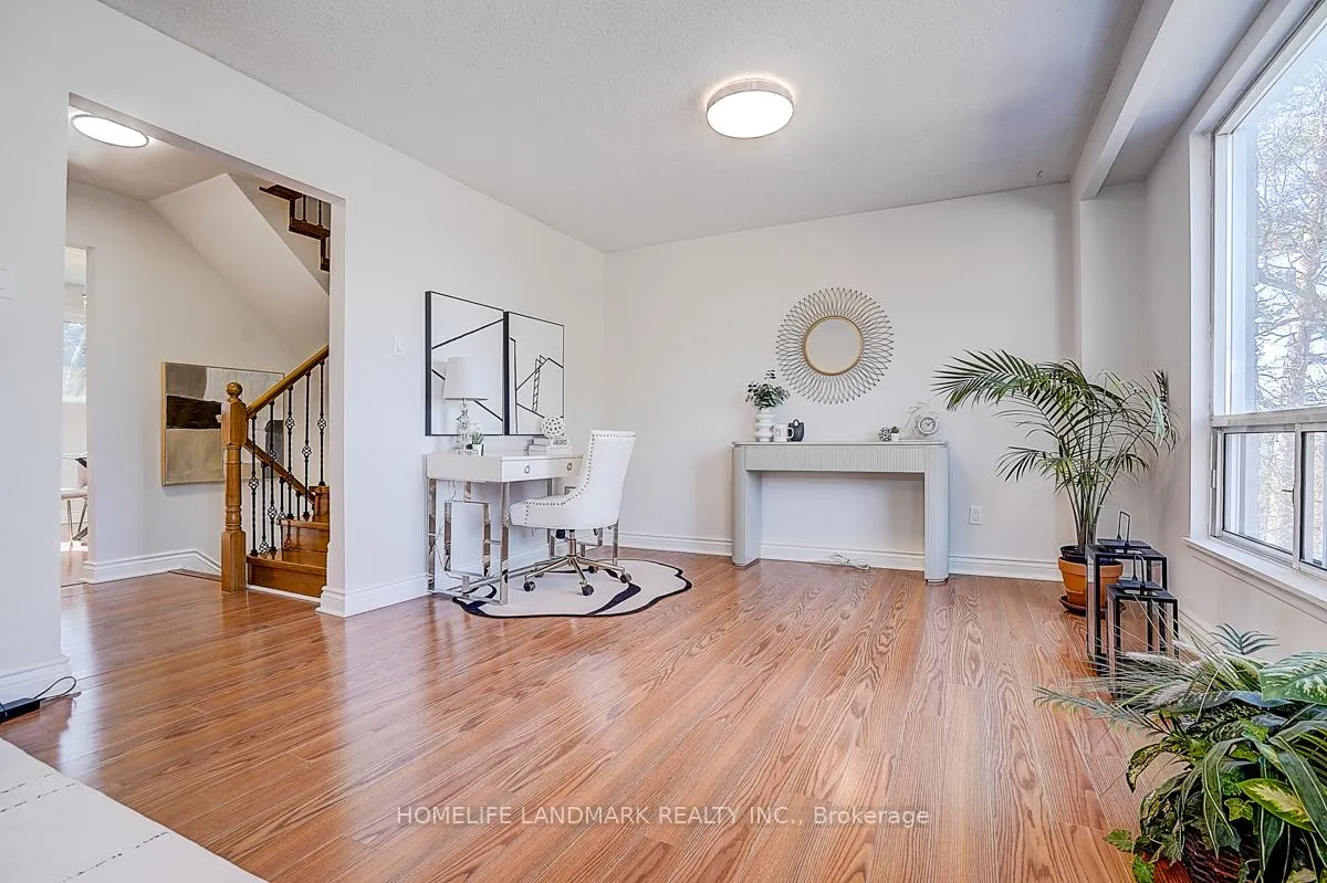 Photo 22 of 40 Henderson Drive, Aurora, Aurora Highlands — HOMEH