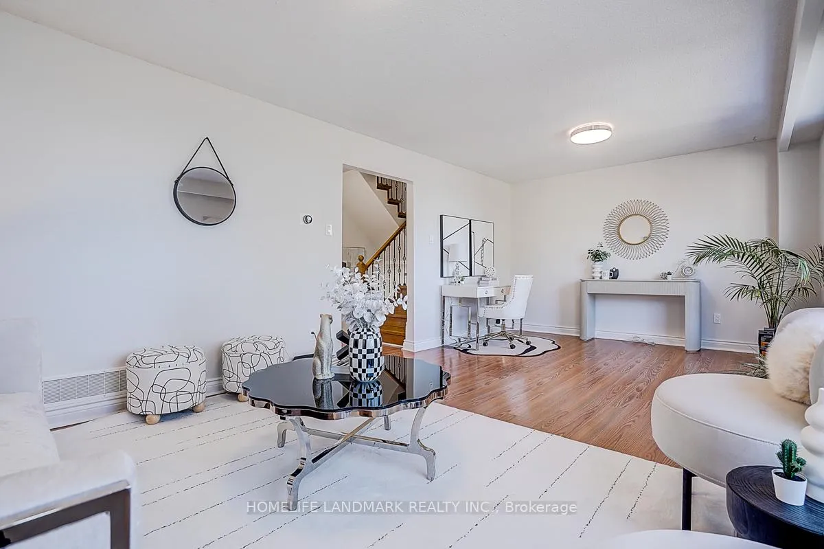 Photo 23 of 40 Henderson Drive, Aurora, Aurora Highlands — HOMEH