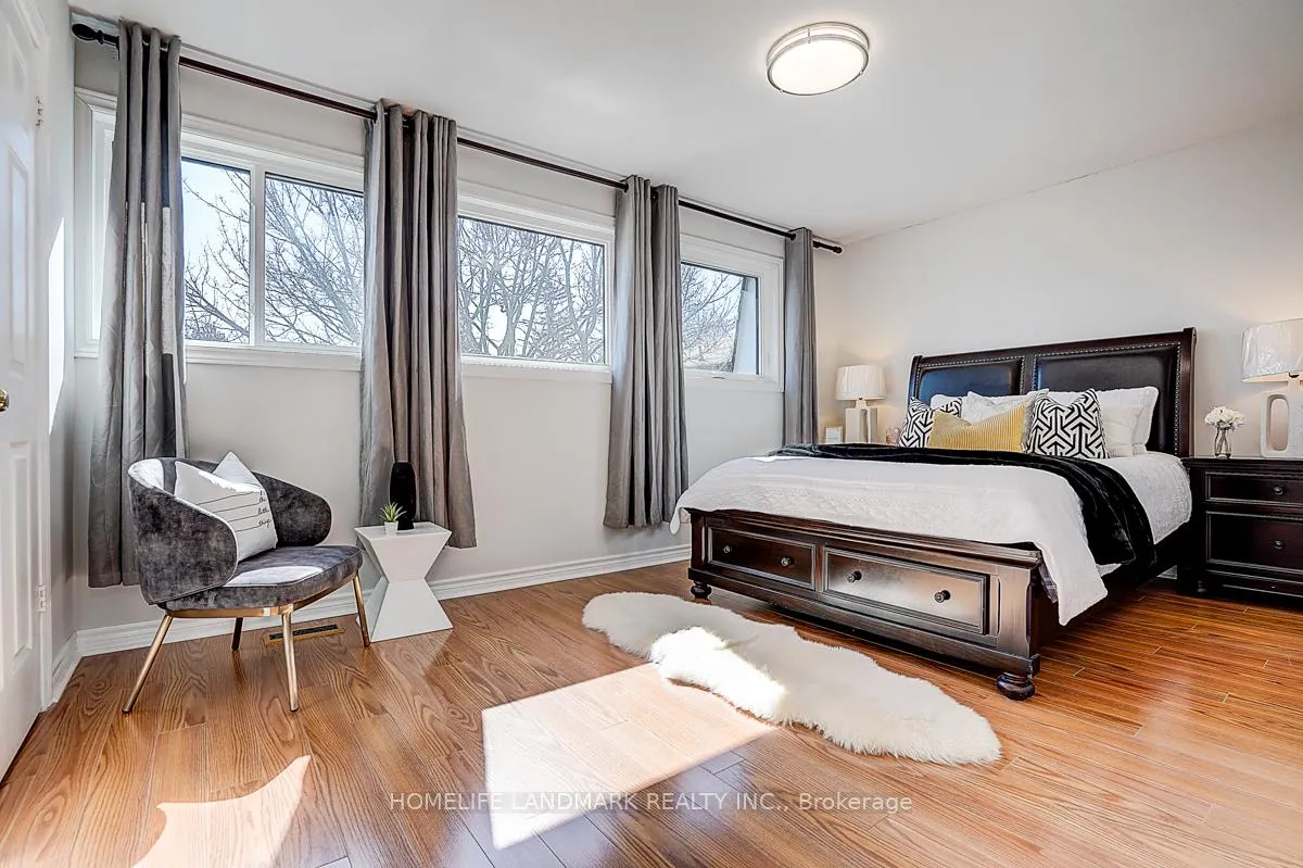 Photo 25 of 40 Henderson Drive, Aurora, Aurora Highlands — HOMEH