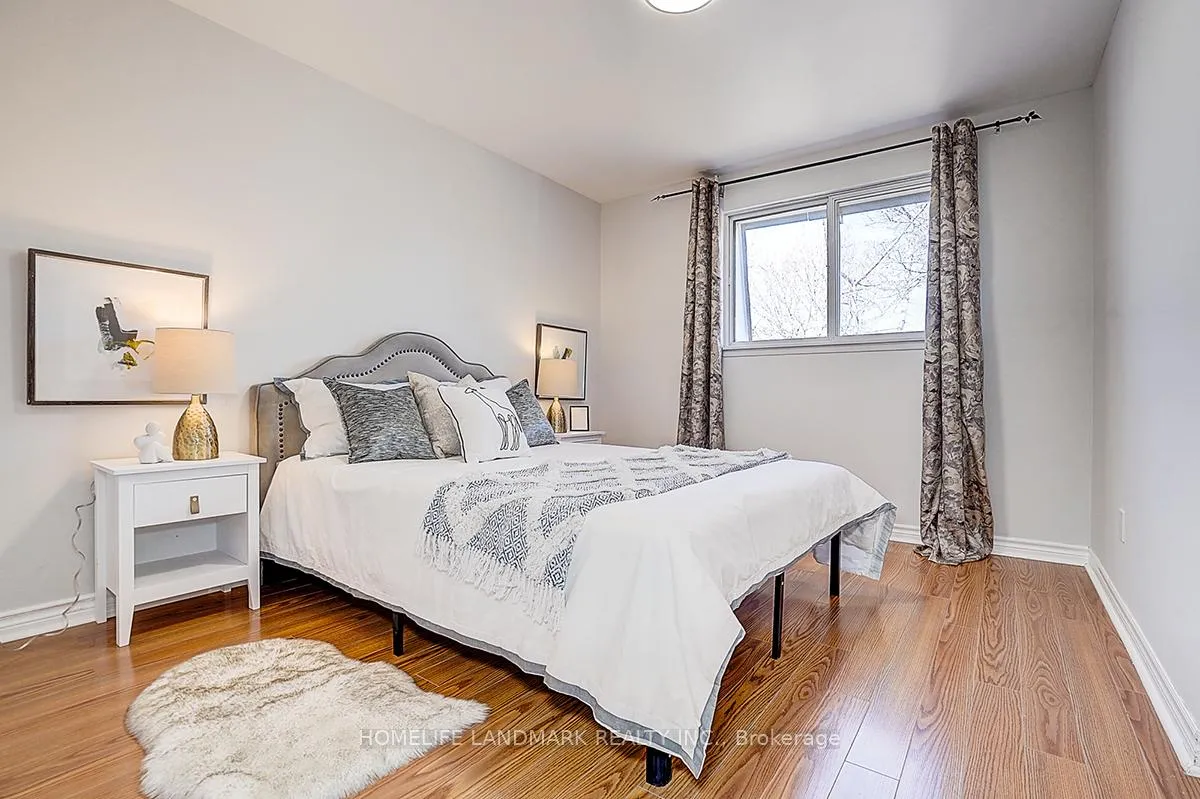 Photo 27 of 40 Henderson Drive, Aurora, Aurora Highlands — HOMEH