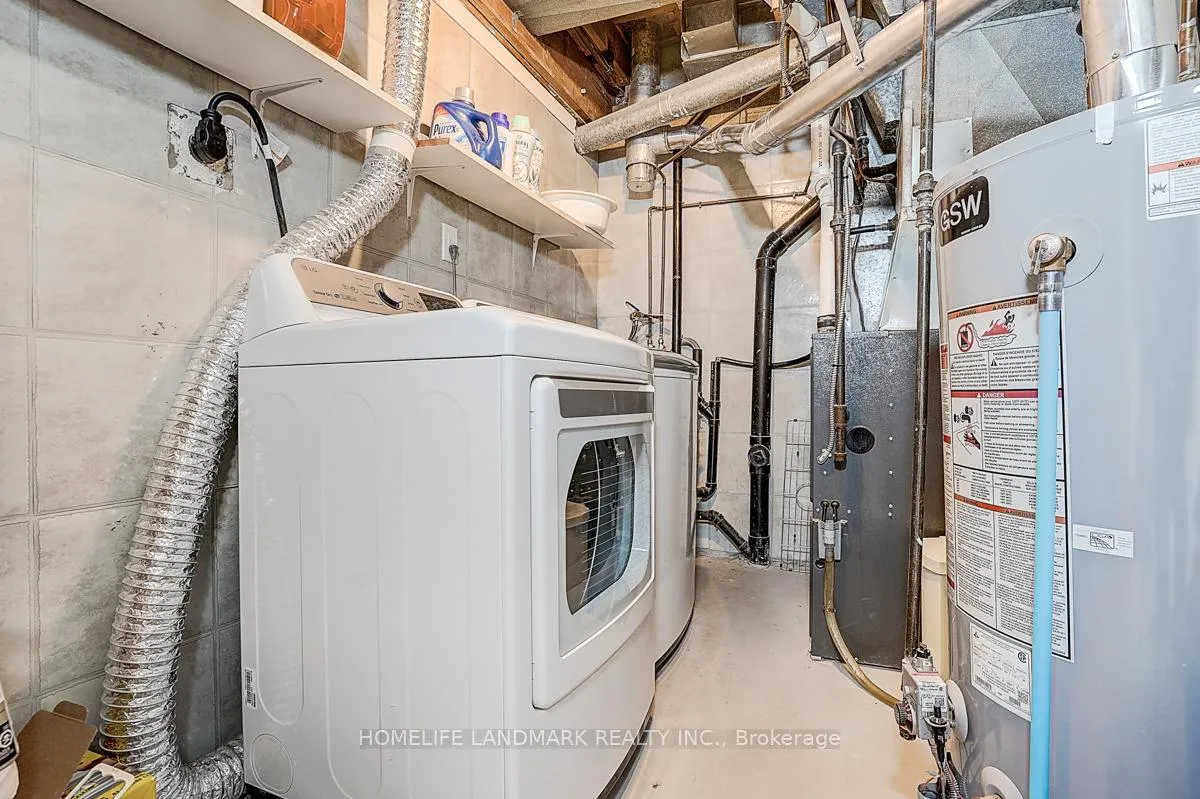 Photo 29 of 40 Henderson Drive, Aurora, Aurora Highlands — HOMEH