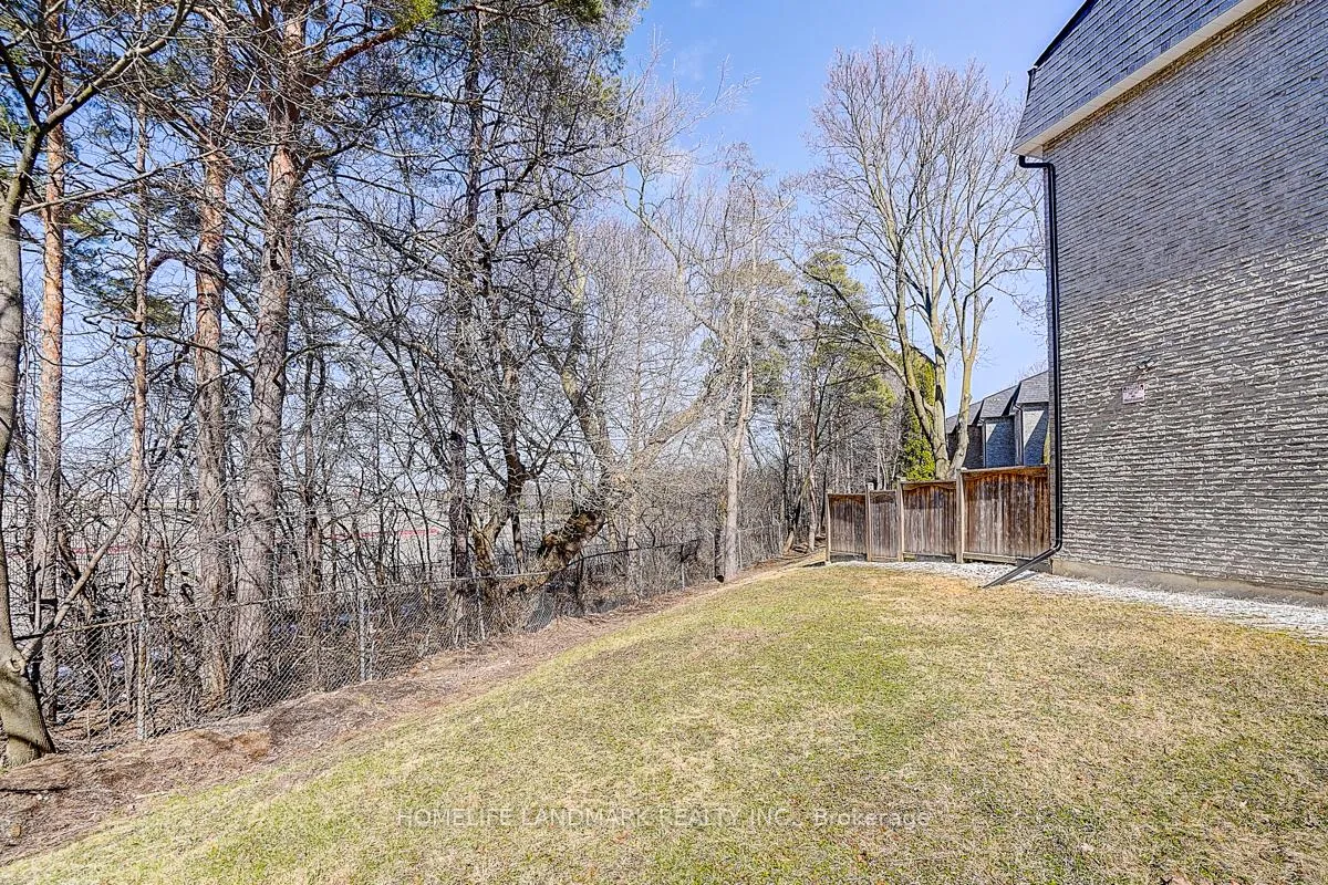Photo 32 of 40 Henderson Drive, Aurora, Aurora Highlands — HOMEH