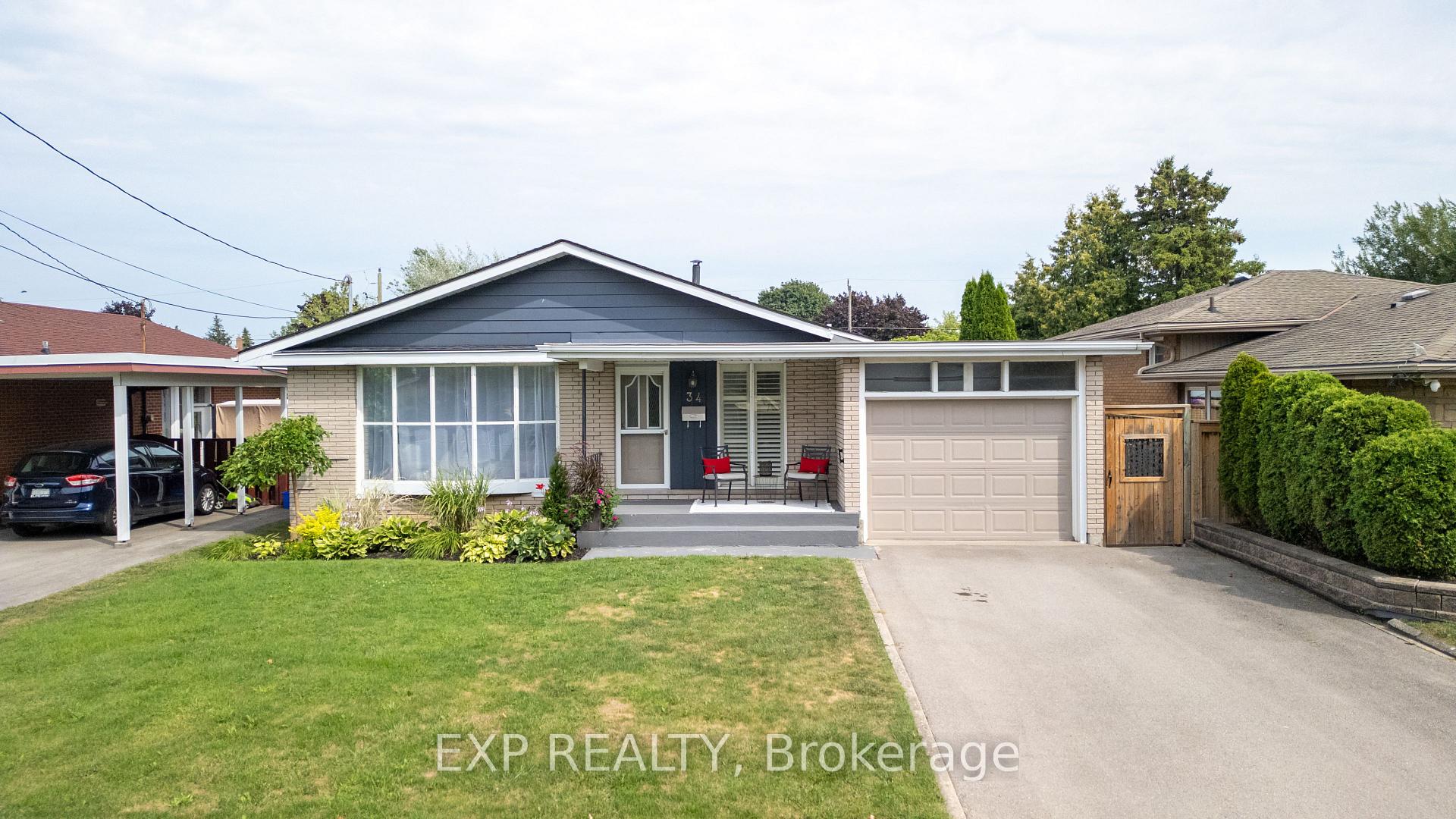 Photo 2 of 34 Alpine Avenue, Hamilton, Stoney Creek — HOMEH