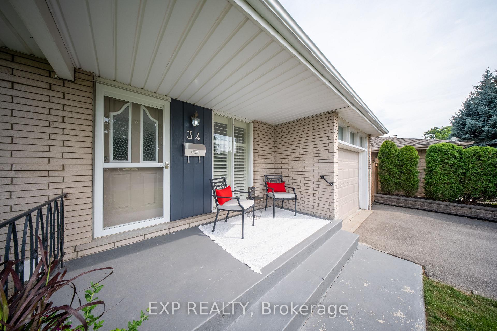 Photo 5 of 34 Alpine Avenue, Hamilton, Stoney Creek — HOMEH