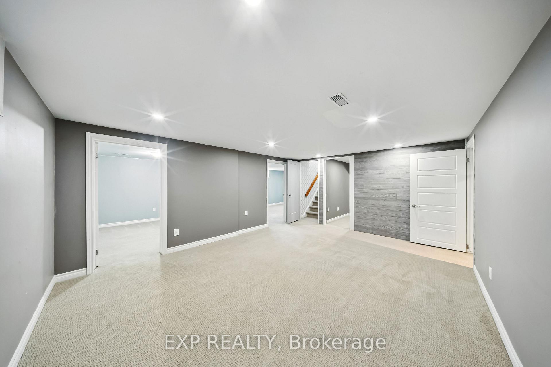 Photo 26 of 34 Alpine Avenue, Hamilton, Stoney Creek — HOMEH