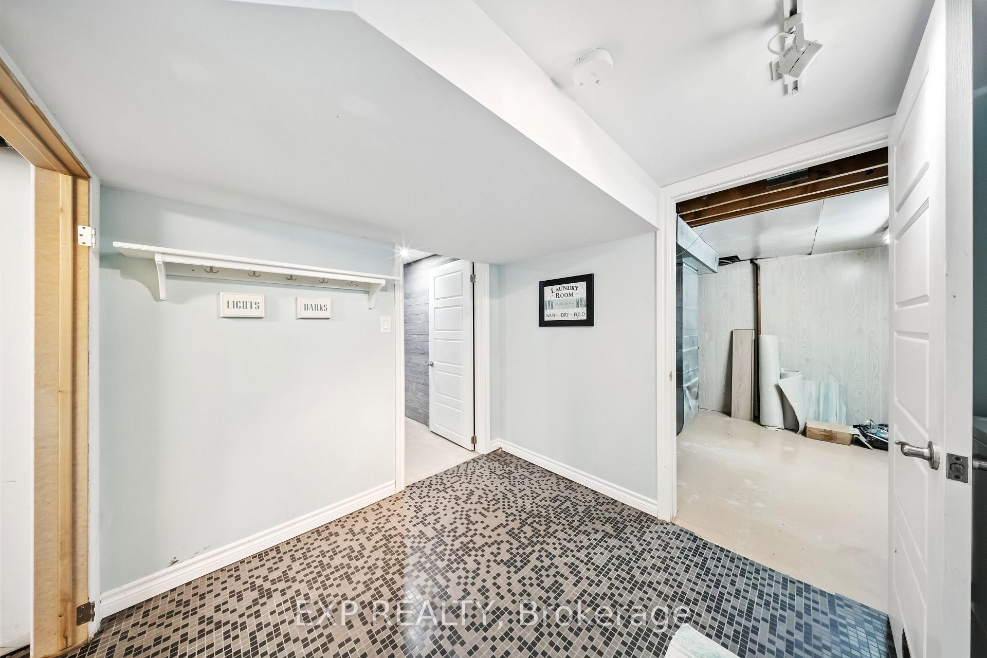 Photo 32 of 34 Alpine Avenue, Hamilton, Stoney Creek — HOMEH