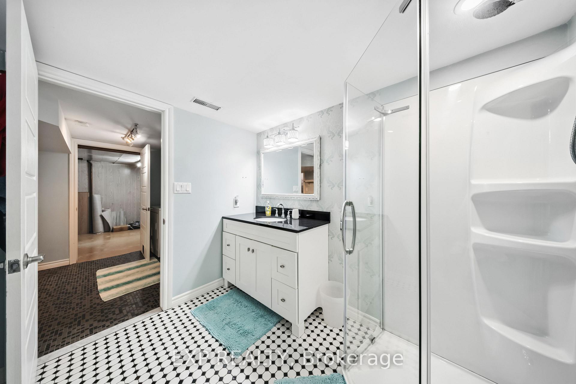 Photo 35 of 34 Alpine Avenue, Hamilton, Stoney Creek — HOMEH