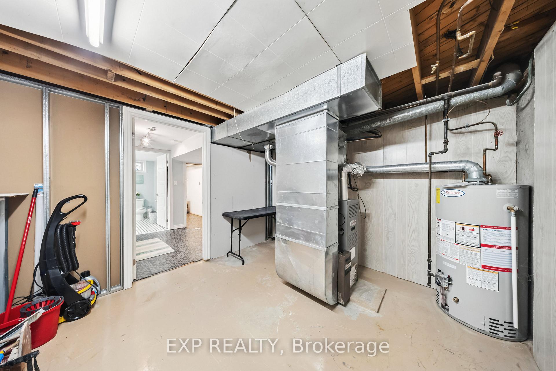 Photo 37 of 34 Alpine Avenue, Hamilton, Stoney Creek — HOMEH