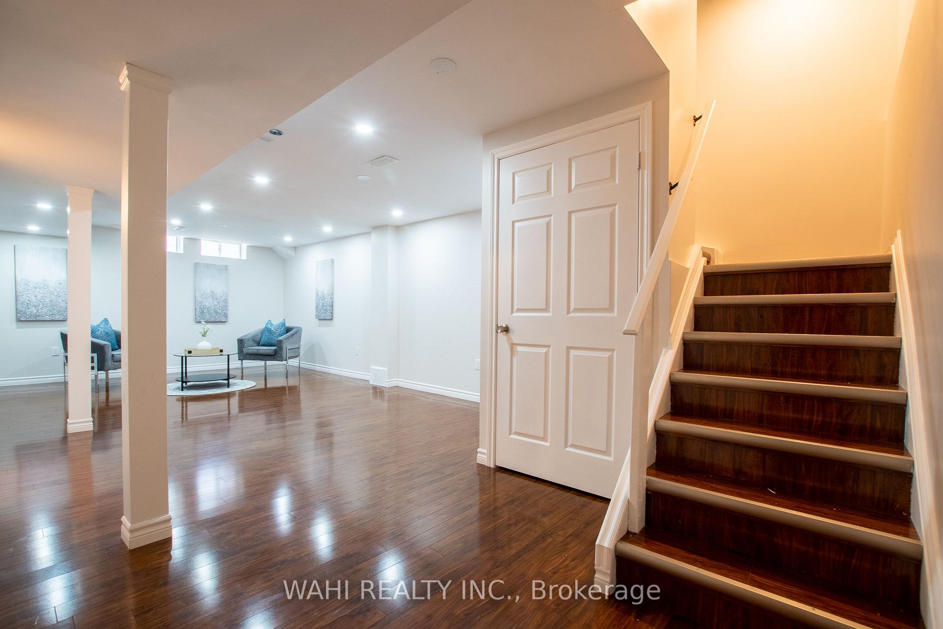 Photo 11 of 45 Harnesworth Crescent, Hamilton, Waterdown — HOMEH